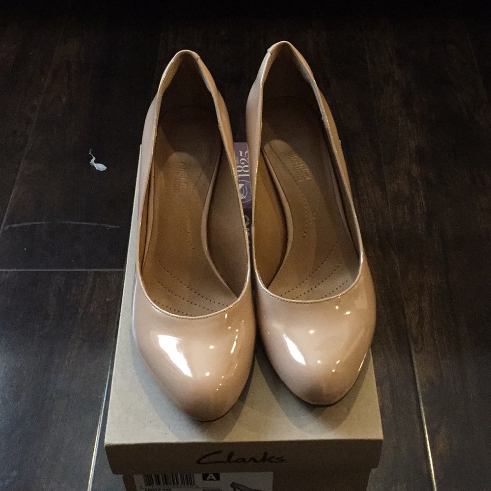 Nude clark heels